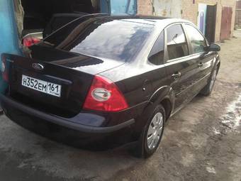 2006 Ford Focus Photos