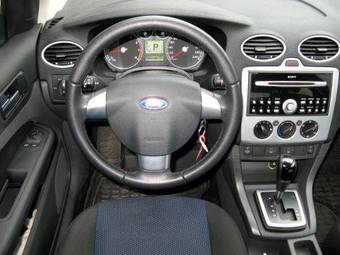 2006 Ford Focus Pictures