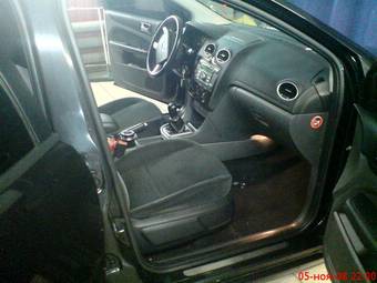 2006 Ford Focus Photos