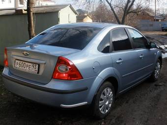 2006 Ford Focus Photos