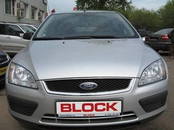 2006 Ford Focus Photos