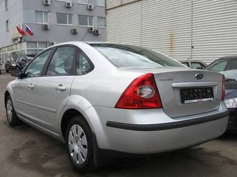 2006 Ford Focus Photos