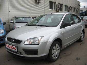 2006 Ford Focus Photos