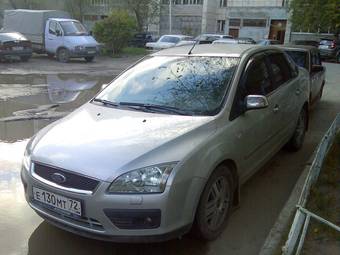 2006 Ford Focus Photos