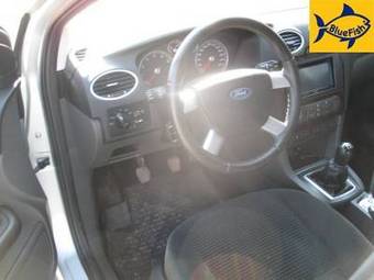 2006 Ford Focus Pictures