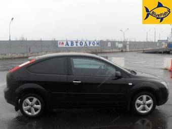 2006 Ford Focus Photos