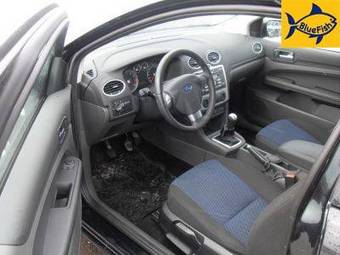 2006 Ford Focus Images