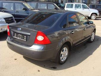 2006 Ford Focus Pictures