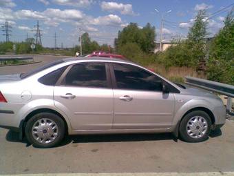 2006 Ford Focus Photos