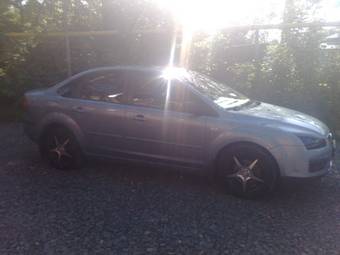2006 Ford Focus Images