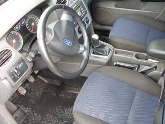 2006 Ford Focus Photos