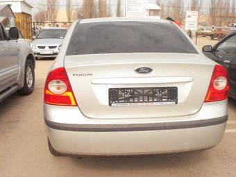 2006 Ford Focus Photos