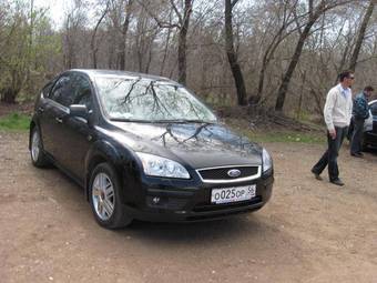 2006 Ford Focus Pictures