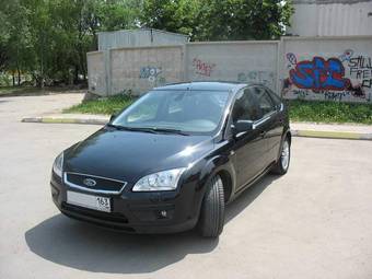 2006 Ford Focus Photos