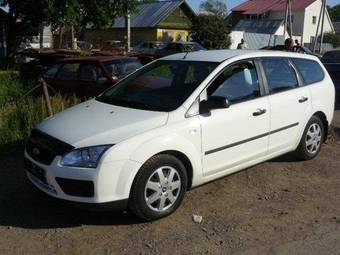 2006 Ford Focus Photos