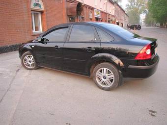 2006 Ford Focus Photos