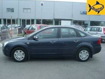 2006 Ford Focus Photos
