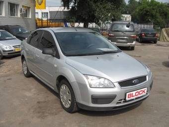 2006 Ford Focus Photos