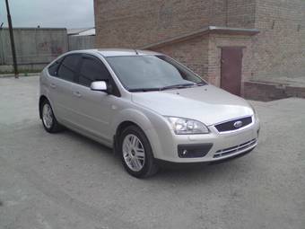 2006 Ford Focus Photos