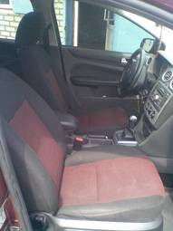 2006 Ford Focus Photos