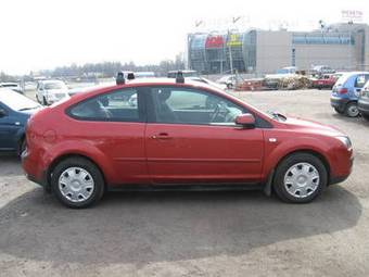 2006 Ford Focus Photos