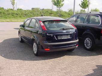 2006 Ford Focus Photos