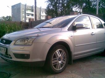 2006 Ford Focus Photos