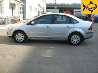 2006 Ford Focus Images