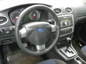 2006 Ford Focus Images