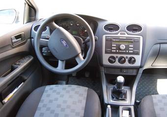 2006 Ford Focus Photos