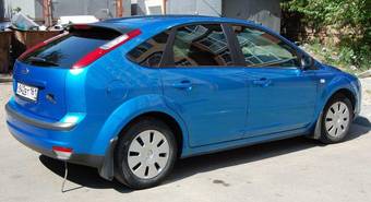 2006 Ford Focus Photos