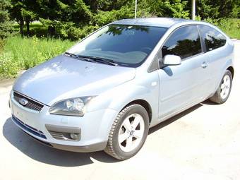 2006 Ford Focus Photos