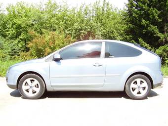 2006 Ford Focus Photos