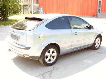 2006 Ford Focus Pictures