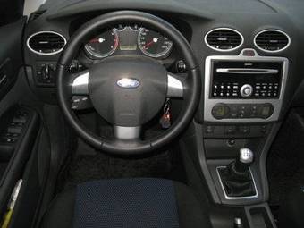 2006 Ford Focus Pictures