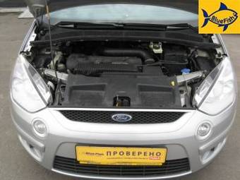 2006 Ford Focus Photos