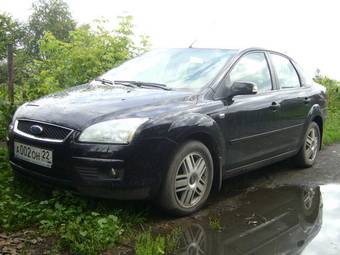 2006 Ford Focus Photos