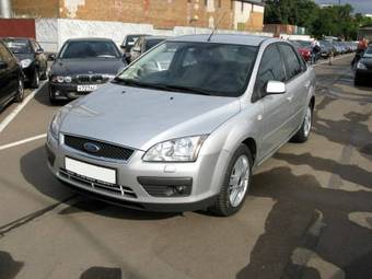 2006 Ford Focus Photos