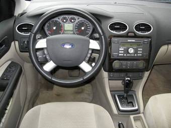 2006 Ford Focus Pictures