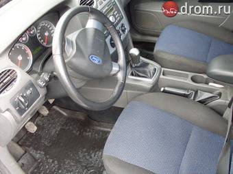 2006 Ford Focus Photos
