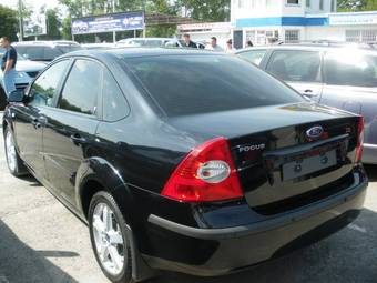 2006 Ford Focus Photos