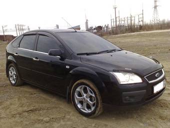 2006 Ford Focus Photos