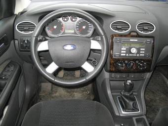 2006 Ford Focus Pictures