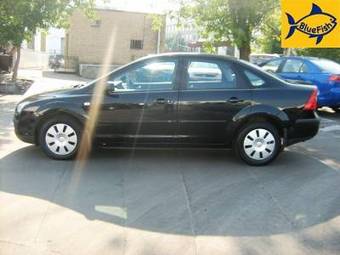 2006 Ford Focus Images