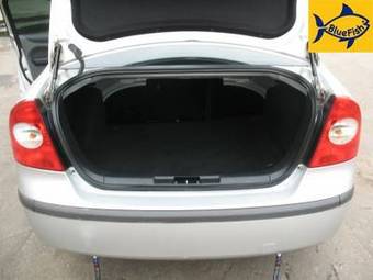 2006 Ford Focus Photos