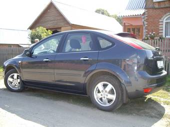 2006 Ford Focus Pictures