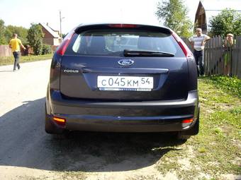 2006 Ford Focus Photos