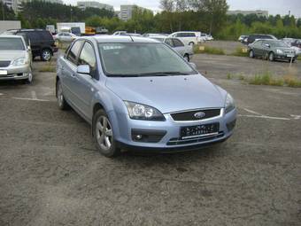 2006 Ford Focus Photos