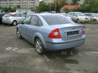 2006 Ford Focus Photos