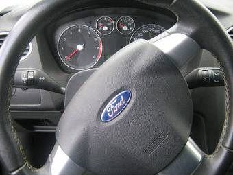 2006 Ford Focus Pictures